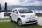Toyota iQ 2008 года